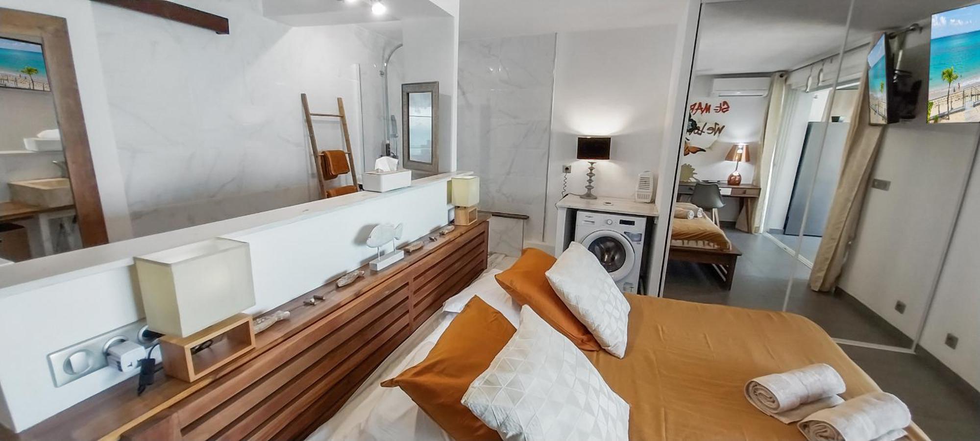 Official Page "Residence Bleu Marine" - Sea View Apartments & Studios - Saint-Martin French Side Grand Case Room photo